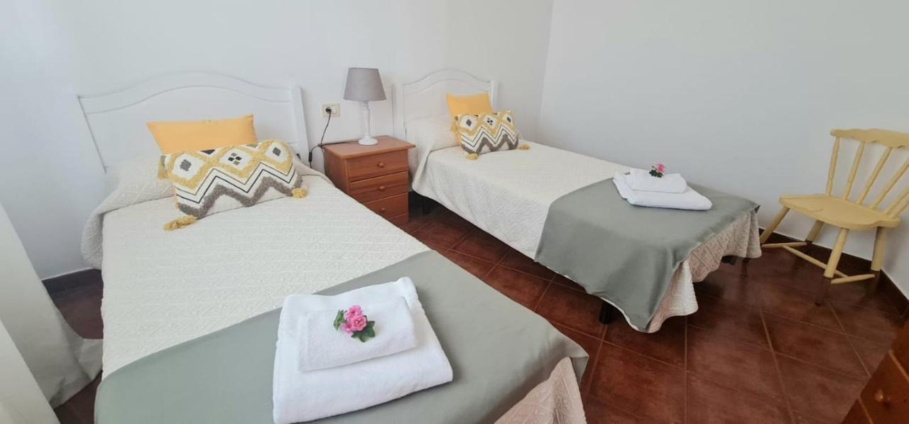Apartamentos Los Geranios Tazacorte Exterior foto